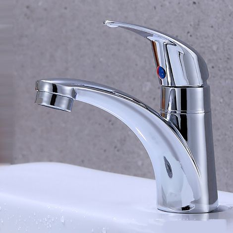 Küchenspülenarmatur mit 90°-Drehung, einfache Installation und Reinigung. (1/4)