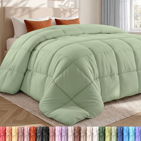 Insert de Couette Alternative matelassée avec languettes d'angle, Couture de Finition en carré, Grand lit, Vert Sauge (1/5)