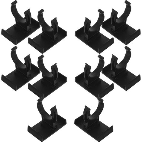 Fixations pour plinthes de meubles : Ces clips sont (1/5)