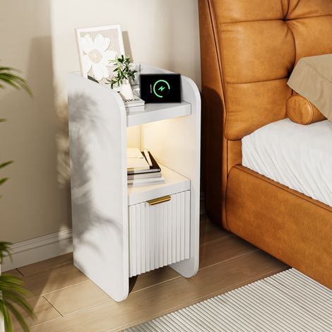 JOOKGBD‑Lot de 2 tables de chevet blanches à texture ondulée,tiroir de rangement, bandeau LED réglable,prises secteur norme UE,ports USB‑USB‑C,meuble de nuit multifonction pour chambre à coucher (1/5)