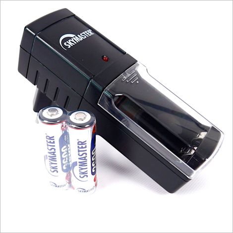 Caricabatterie a spina Skymaster per batterie AA / batterie ricaricabili (1/2)