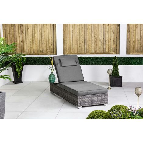 GIARDINO Rattan Sun Lounger Luxury Rattan Sunbed for Garden & Patio Furniture (1/5)