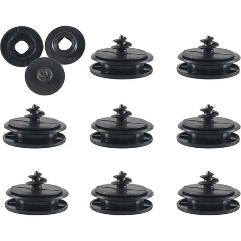 Set mit 8 universellen, rutschfesten Automattenclips, geeignet für viele Fahrzeugtypen.