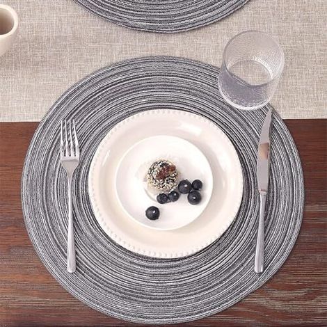 Set aus runden, geflochtenen Platzsets, 38 cm (15 Zoll), aus Baumwolle, schwarz und grau.