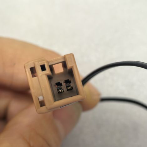 The 27675-JE20A thermistor amplifier indoor temperature sensor is suitable for Nissan Sylphy, X-Trail, T31, and Qashqai. (1/4)