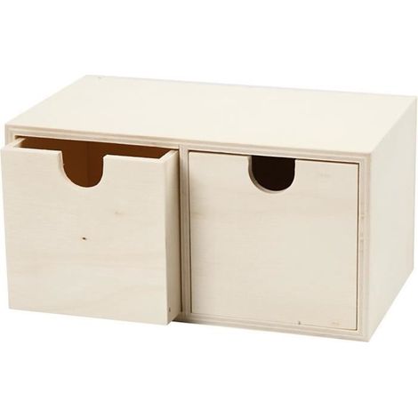 Petit commode de bois clair avec tiroirs carrés renversables permettant le commode d'être placé horizontalement ou verticalement.