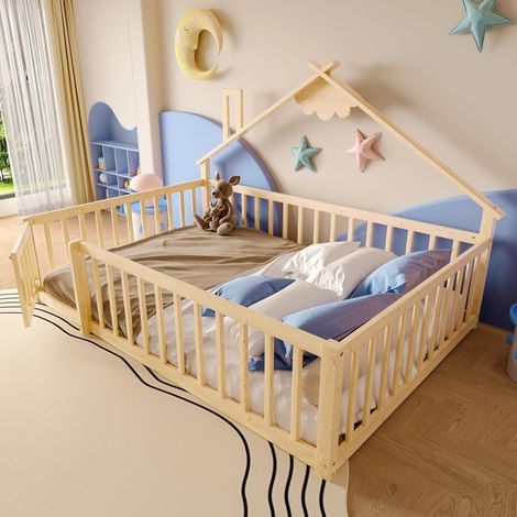Kinderbett 140x190 cm In Naturkiefer Mit Schutzumrandung Und Haus-Design (1/5)