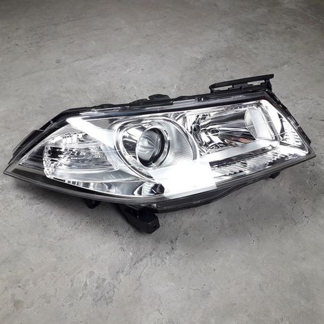 Faros derechos Renault Megane 2 facelift, fase 2, con lupa y ajuste eléctrico 2005-2008
