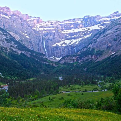 Tableau sur toile cirque Gavarnie 45x45 cm - Impression sur Toile Murale Décorative - Image imprimée en HD sur Toile - Toile sur Châssis en Bois FSC - Fabriqué en France (1/4)