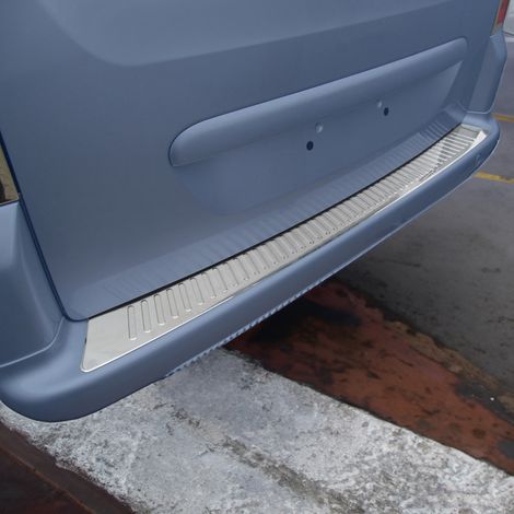 OMAC Ladekantenschutz für Peugeot Partner Tepee Citroen Berlingo 2008-2018 (1/5)