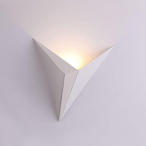 VURAHOME - Applique Murale Interieur LED 3W, Créatif Triangle Forme Noir Lampe Murale 3000K Blanc Chaud Moderne Métal Luminaire Mural Pour Chambre Salon Escalier Couloir (Blanche) (1/5)