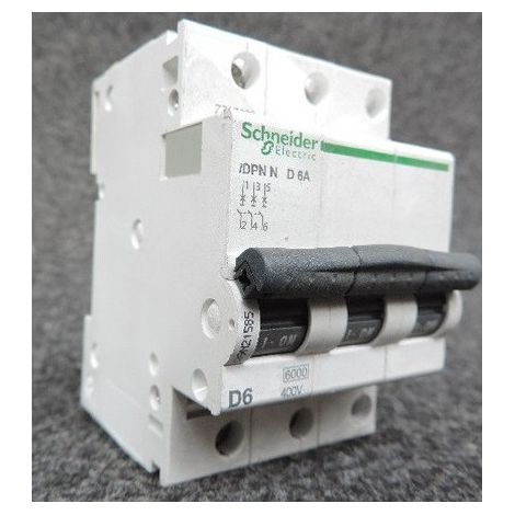 Disjoncteur 3P 6A courbe D 6kA Prodis DT40 SCHNEIDER A9N21585