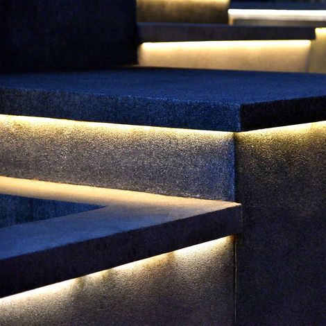 Bande LED, 15W, 2700K, 850lm, 2m, flexible, pour la décoration de meubles, téléviseurs, étagères et environnements intérieurs.-AquaForge (1/5)