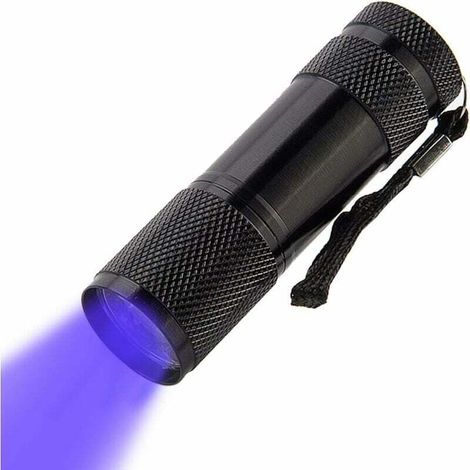 Lampe torche UV/lumière noire à 9 LED, lampe torche UV LED, détecteur de taches, trouver des taches sur les vêtements, les tapis ou les moquettes(Piles non incluses) (1/5)