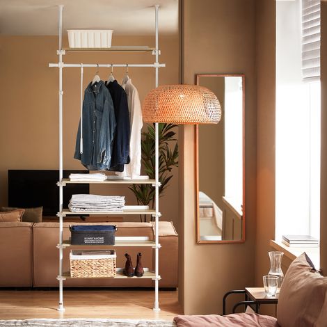 SoBuy Teleskopstange Kleiderständer mit 1 Kleiderstange und 5 Ablagen Teleskop Garderoben System Verstellbares Garderobenständer B 97 x H (193-262) cm Weiß & Natur KLS15-WN