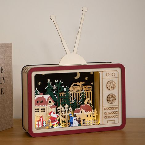 18cm Light Up Wooden Vintage TV Christmas Village Scene with LEDs (1/5)