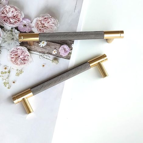 Lntyq Lot de 10 poignées de placard modernes dorées avec espacement des trous de 128 mm, poignées de porte de cuisine vintage pour armoire de cuisine, commode, armoire (gris doré) (1/5)