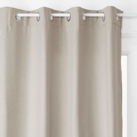 Vorhänge aus Polyester, ein Beauty-Accessoire für moderne Innenräume