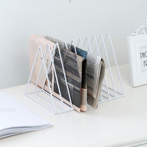 Dreieckiger Dokumentenhalter aus Metall, korrosionsbeständig, weiß – Eleganter Schreibtischorganizer für Büro, Wohnzimmer, Arbeitszimmer (1/5)