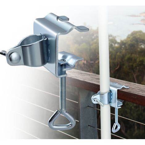 small and portable silver-white stainless steel parasol clip, suitable for outdoor use on the beach. (1/5)