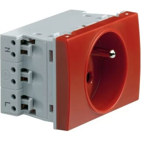 Hager WS131 2P+E keyed socket - Systo - 16A