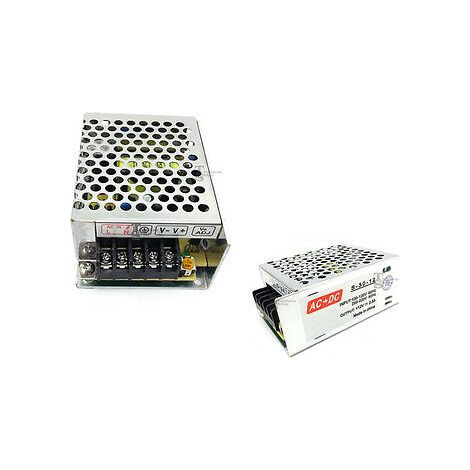 TRASFORMATORE ALIMENTATORE STABILIZZATO PER STRISCIA A LED SWITCH 220V-12V 2.5A