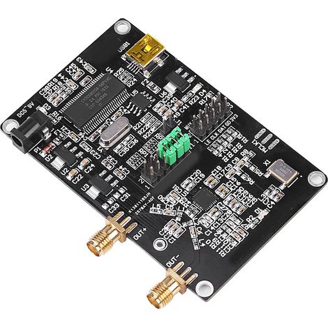 Source de signal RF 35M-4,4GHz synthétiseur de fréquence carte de développement ADF4351 (1/5)