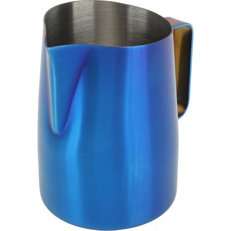 Tasse à mousser le lait avec design biseauté, bleu titane, 600 ml, idéale pour le latte art. (1/5)