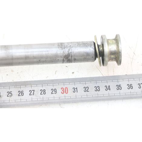 AXE ROUE ARRIERE TRIUMPH SPEED TRIPLE T301 900 1994 - 1996 (1/4)