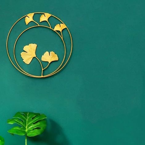 Round Leaf-Shaped Wall Ornament in Gold-Plated Wrought Iron, Lightweight Luxury Decoration in Simple European Style for Home, Living Room, Bedroom (1/5)
