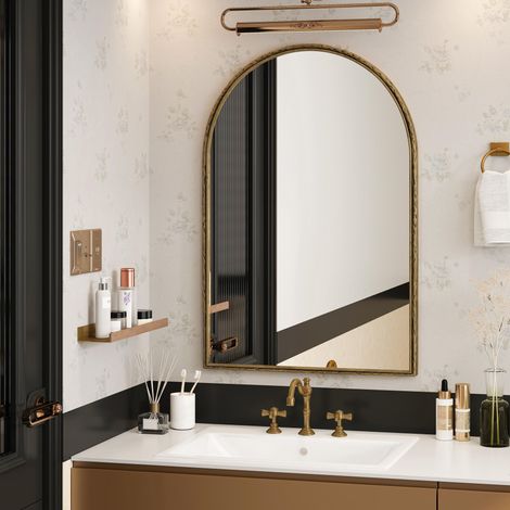 Miroirs arqués, miroirs muraux de salle de bain, miroirs de dressing ou miroirs arqués décoratifs pour salons, chambres et entrées, en doré.