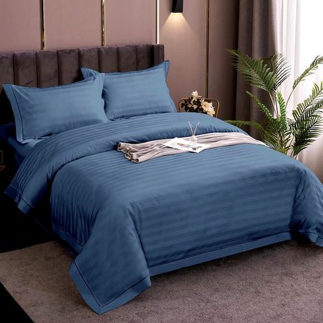 Linge de lit bleu damassé en polycoton, 4 pièces, drap-housse 180x200cm, drap de couette 200x230cm et deux taies d'oreiller 50x70cm, pour lit double, DMSP-case-180x200-BLUE-IMP42 (1/5)