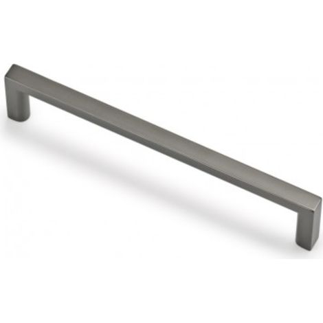 Poignée Basic 6761 - talla Graphite. 136x8x28mm. Entraxe 128mm.