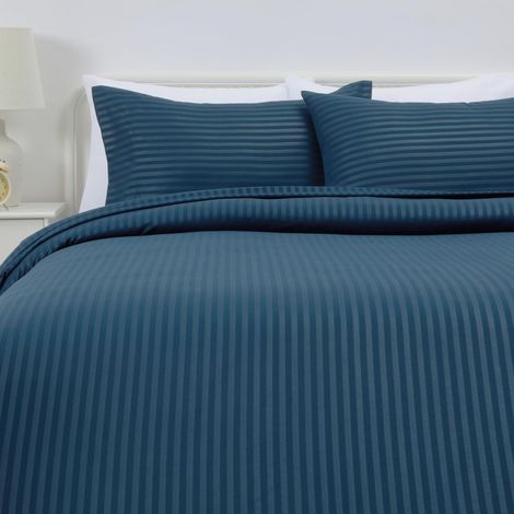 Parure de Lit 2 Personnes 3 Pièces en Microfibre, Housse de Couette 240 x 220 cm et 2 Taies d'oreiller 50 x 80 cm, Bleu Marine Rayé (1/5)