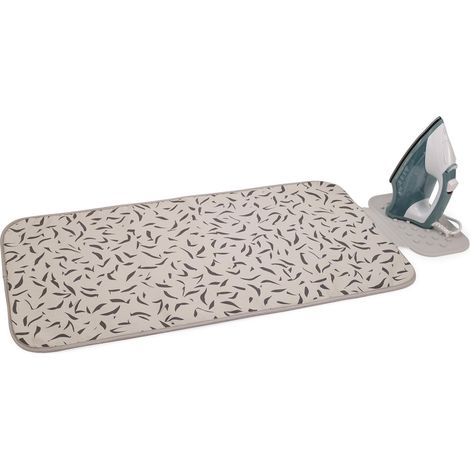 Tapis de Repassage Pliable, Repose-Fer en Silicone, Résistant à la Chaleur/Vapeur, Antidérapant, Rangement Compact, 90x47 cm, Beige (1/5)