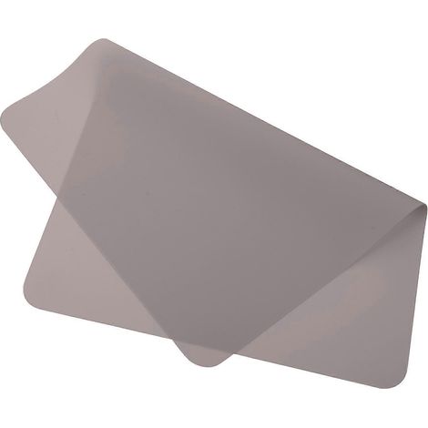 Set de table isolant en silicone gris nordique pour tables à manger. Design polyvalent et confortable pour un usage quotidien et festif. (1/3)