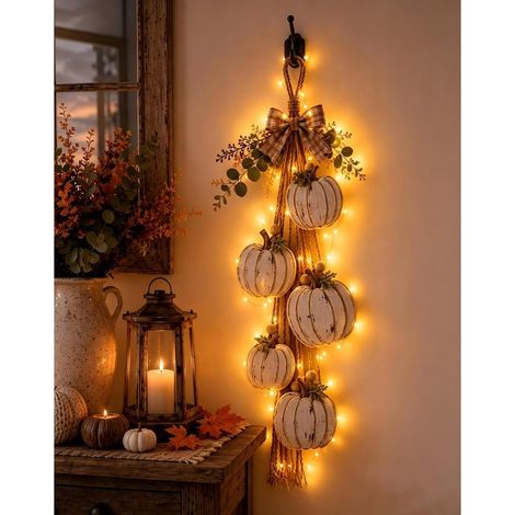 Lot de 5 Décorations d’Automne Citrouilles Blanches en Bois avec LED, Nœuds à Carreaux, pour Porte et Mur (1/5)