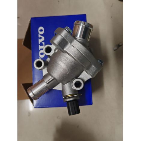 Les alliages d'aluminium 31319606, 31411151 et 30650753 conviennent aux thermostats de moteurs Volvo. (1/3)