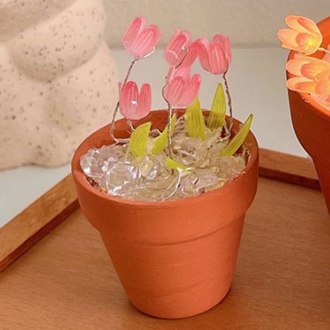 Kit de bricolage veilleuse en céramique acrylique douce pour les yeux, tulipe en pot, décoration de bureau pour amis et petites amies (1/5)