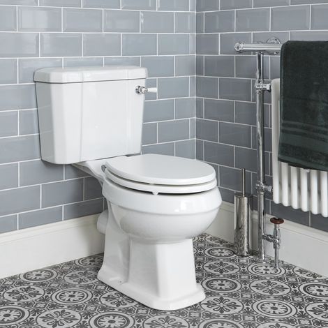 Hudson Reed – WC à poser rétro céramique blanche – Cuvette 47cm largeur x 69cm profondeur x 82cm hauteur – Réservoir avec chasse d’eau – Siège céramique inclus