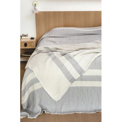Jeté de lit 230x250 cm en coton gaufré PIENZA naturel et eau de bleu, par Toison d'or (1/2)