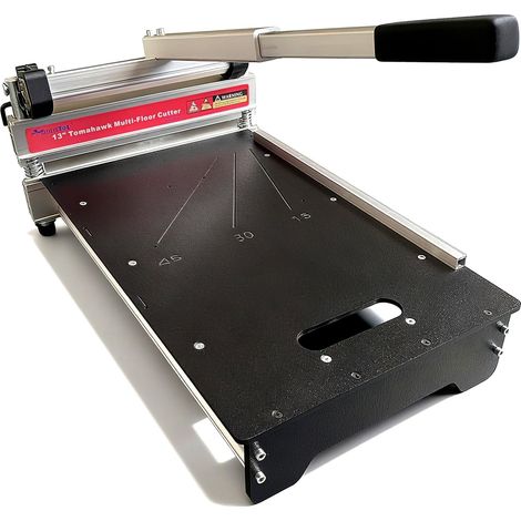 TC330 Presse Coupante pour Sols Stratifiés et Vinyle parfait pour les sols en bambou, parquet stratifié, HDF, MDF, planches de vinyle jusqu'à 330mm de largeur et 17mm d'épaisseur. (1/5)