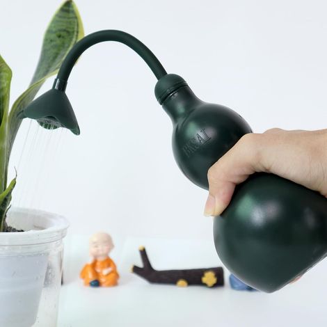 Petit Arrosoir Plante Interieur Arrosoir Jardin en Forme de Gourde 325ML Petit Arrosoir pour Arroser d'une Main, Arrosoir pour Bonsaï Plantes Fleurs - Vert Foncé (1/5)