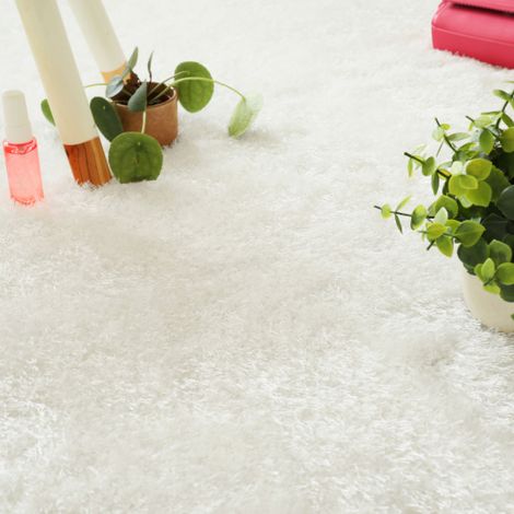 Moquette Éclat Shaggy blanc - Rouleau de 4m x 15m