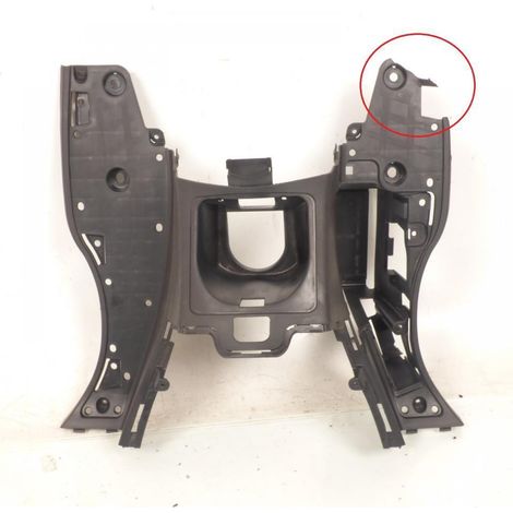 [PRODUIT D'OCCASION] Marche pied origine pour Scooter Suzuki 125 Burgman 2014 à 2018 (1/3)