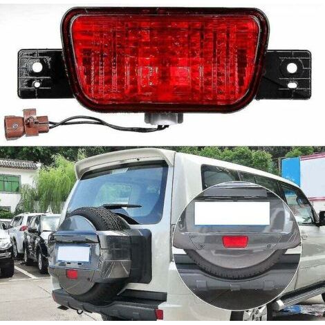 BUNTHAUS Auto-Nebelschlussleuchte, kompatibel mit Mitsubishi Pajero Montero 2007 2015 8337a068 (1/4)