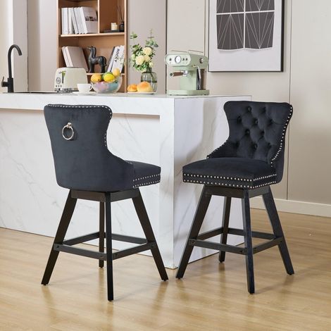 Tabourets de bar pivotants en velours avec capitonnage à boutons, pieds en bois et garniture cloutée chromée, style décontracté, lot de 2 (noir) (1/5)