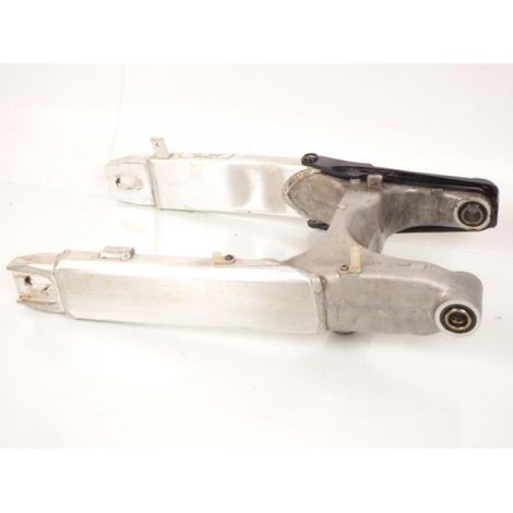 [PRODUIT D'OCCASION] Bras oscillant origine pour Moto Honda 1000 VTR 1997 à 2006 (1/2)
