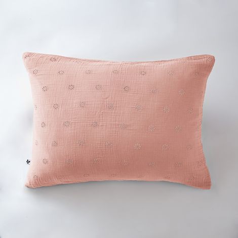 Taie d'oreiller brodée en gaze de coton 50 x 70 cm Gaïa Boho Rose pêche (1/4)