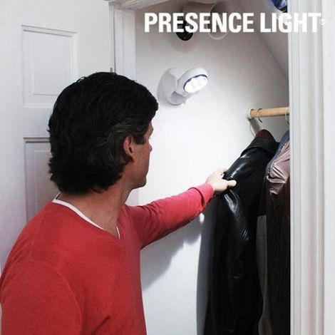 Lampe - Presence Light - Détecteur de Mouvement - Angle Ajustable - Socle Giratoire - 3 m Portée (1/4)